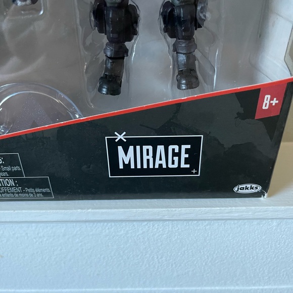Apex Legends Mirage Action Figure - Picture 2 of 6